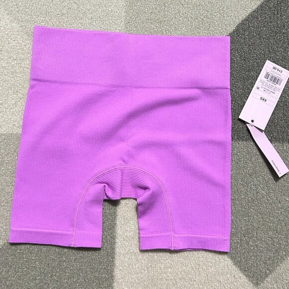 NWT Wild Fable Vibrant Purple Seamless Ribbed Biker Shorts Women's Size XXS - Picture 1 of 5